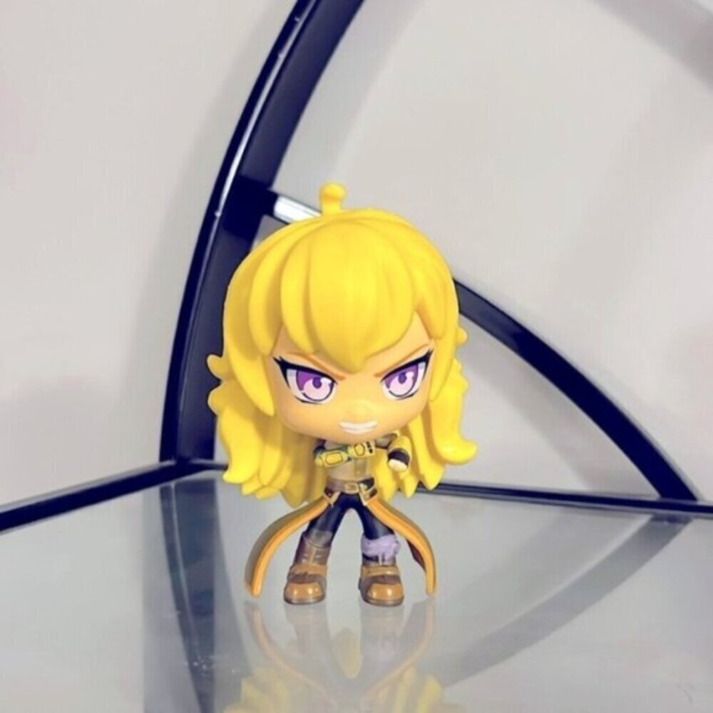 RWBY Yang Xiao Long 4” Vinyl Figure HTF Rooster Teeth Jazwares Anime Girl
